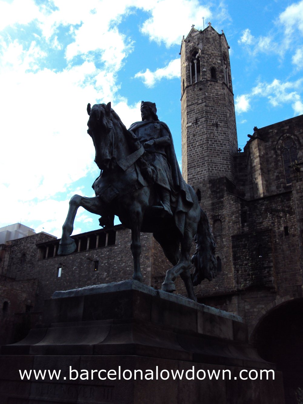 Statue of Ramon Berenguer III on horseback. Via Laietana Barcelona