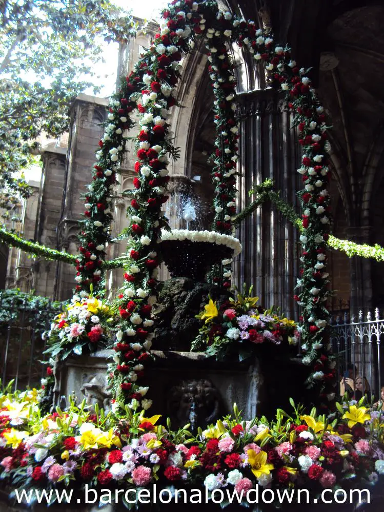 An egg dances in the fountain of Barcelona Cathedral's Cloisters