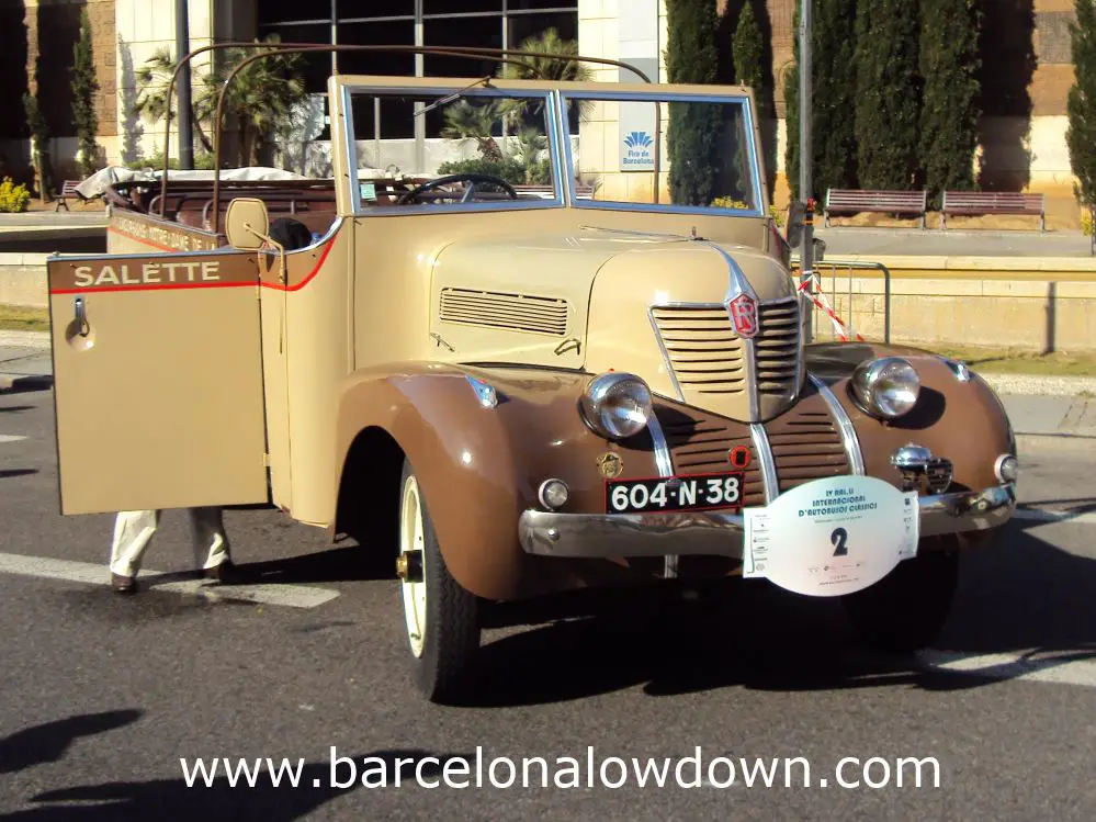 1927 Rochet Schneider/Chabourd 20 seater brown open top French bus ath the International Classic Bus Rally