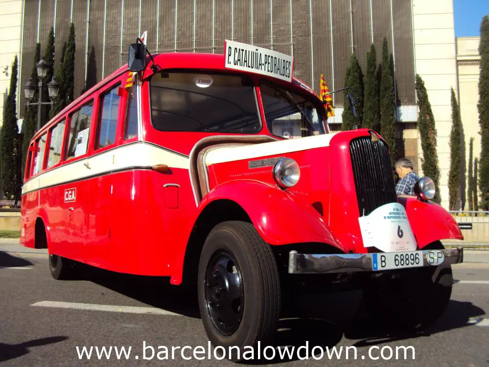 Red Dodge bus at the International Classic Bus Rally