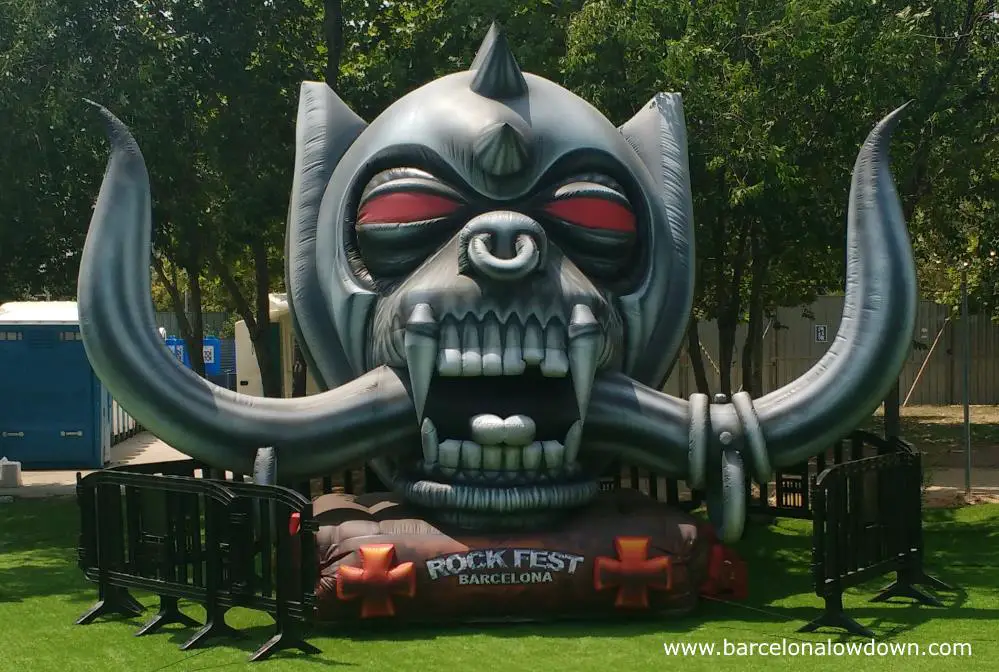 One of the photo oportunities at Rock Fest Barcelona - a large inflatable Motörhead logo