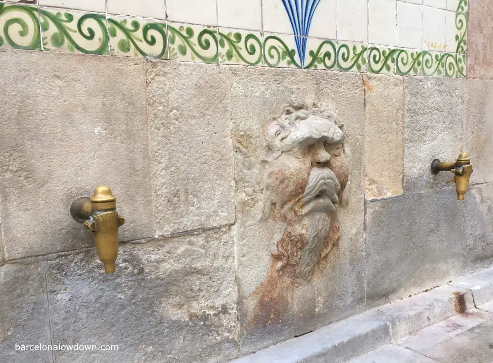 Close up photo of one of the remaining medieval fountains in Barcelona Gothic Quarter