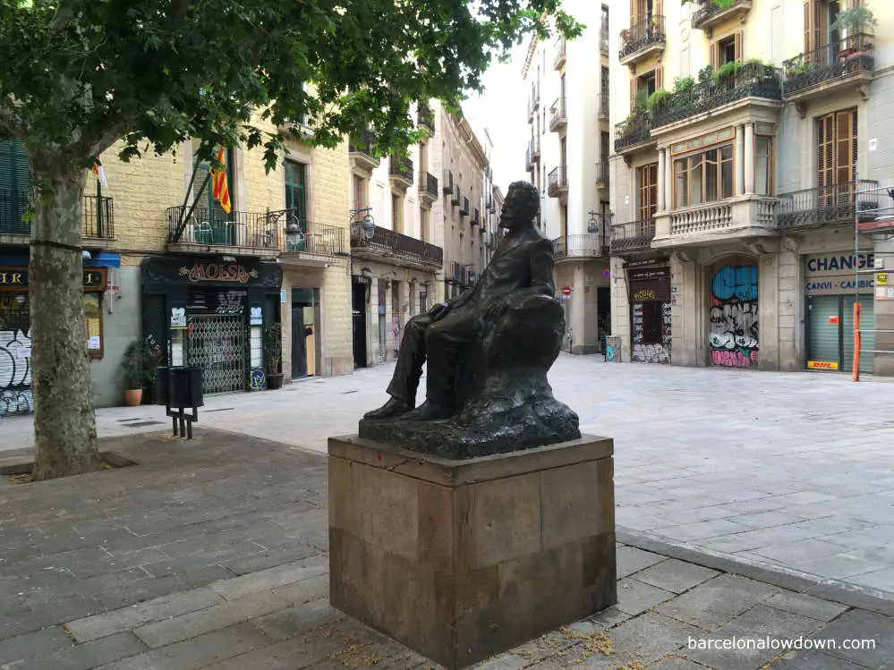 Statue of Angel Guimera in Saint Josep Oriol Square