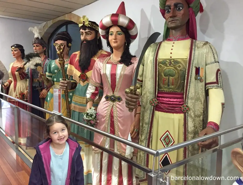 A smiling kid at Barcelona Giants Museum