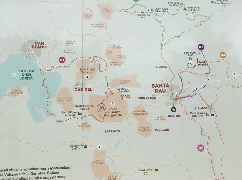 Map of walking routes near Santa Pau