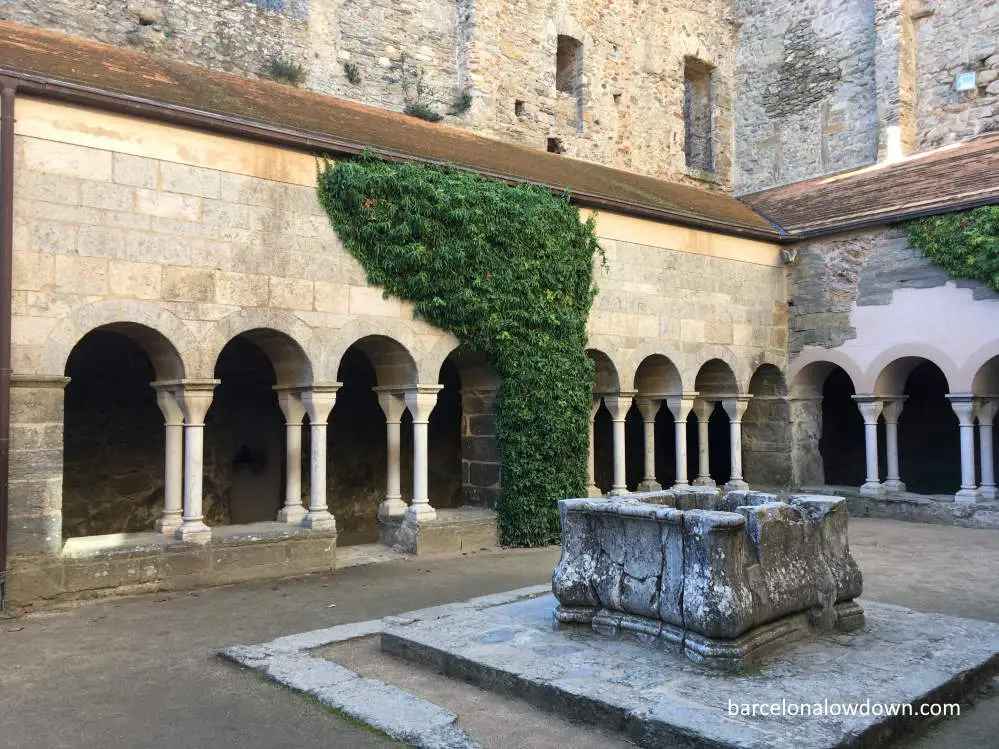 The cloisters of the Sant Pere de Rodes monastery