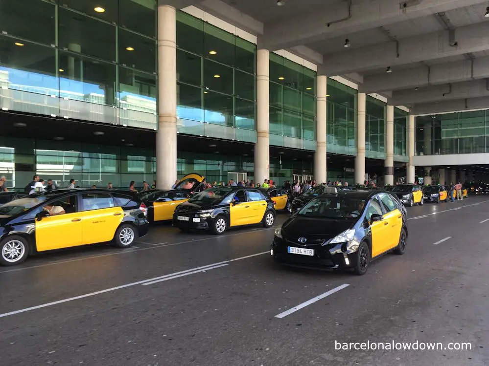 The taxi rank at terminal 1