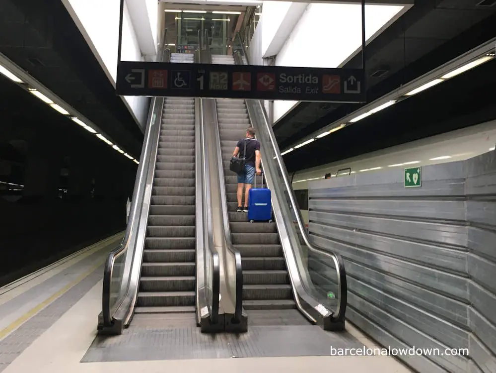 The escalator from platform one to platform two at Barcelona El Prat de Llobregat station, on the way to Sitges.