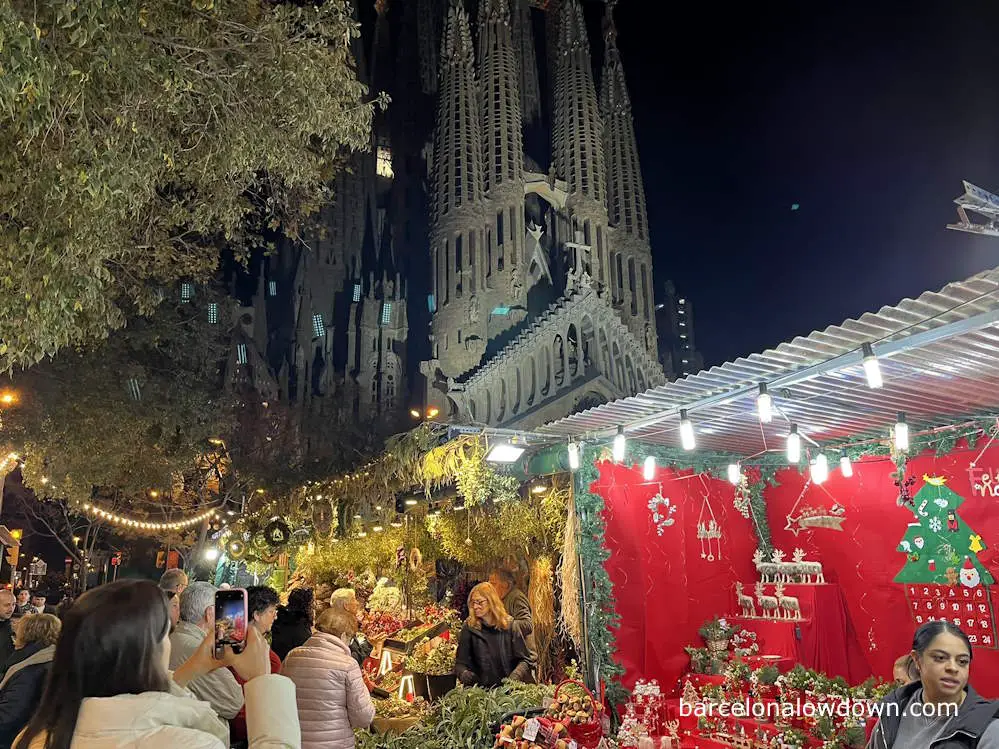 Christmas market at the Sagrada Familia, Barcelona